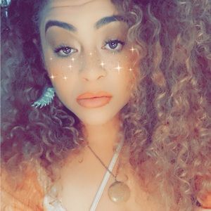 Meet your Posher, Miranda